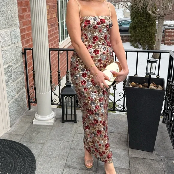 Floral Elegance Maxi Dress - Picture 4 of 4